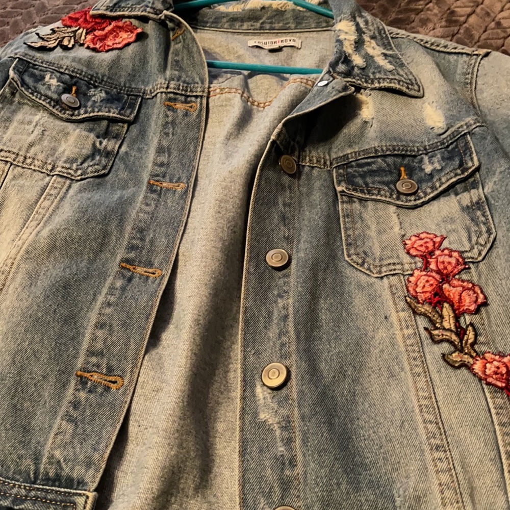 Jean Jacket - Picture 2 of 4